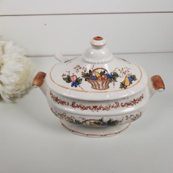 Small Vintage Porcelain Soup Gravy Tureen Dish w/ Lid & Ladle, Japan, Fall Fruit - Picture 10 of 10